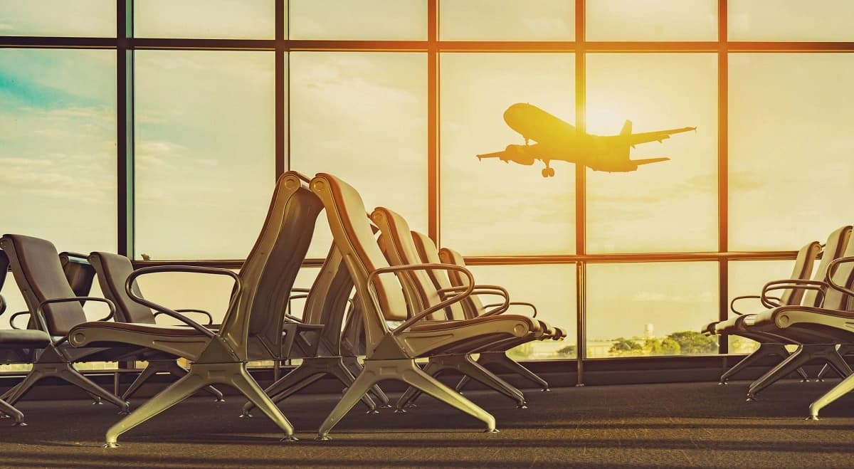 Flights from and to Toronto Airport