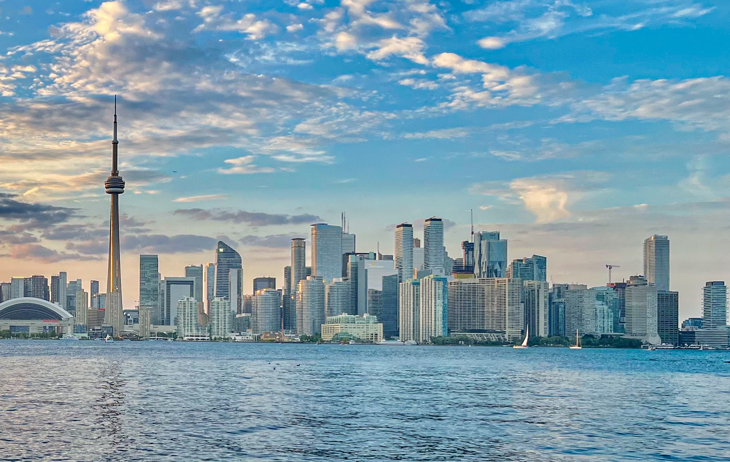 Things to Do in Toronto: Top Sights, Free Spots and Day Trips (2026)