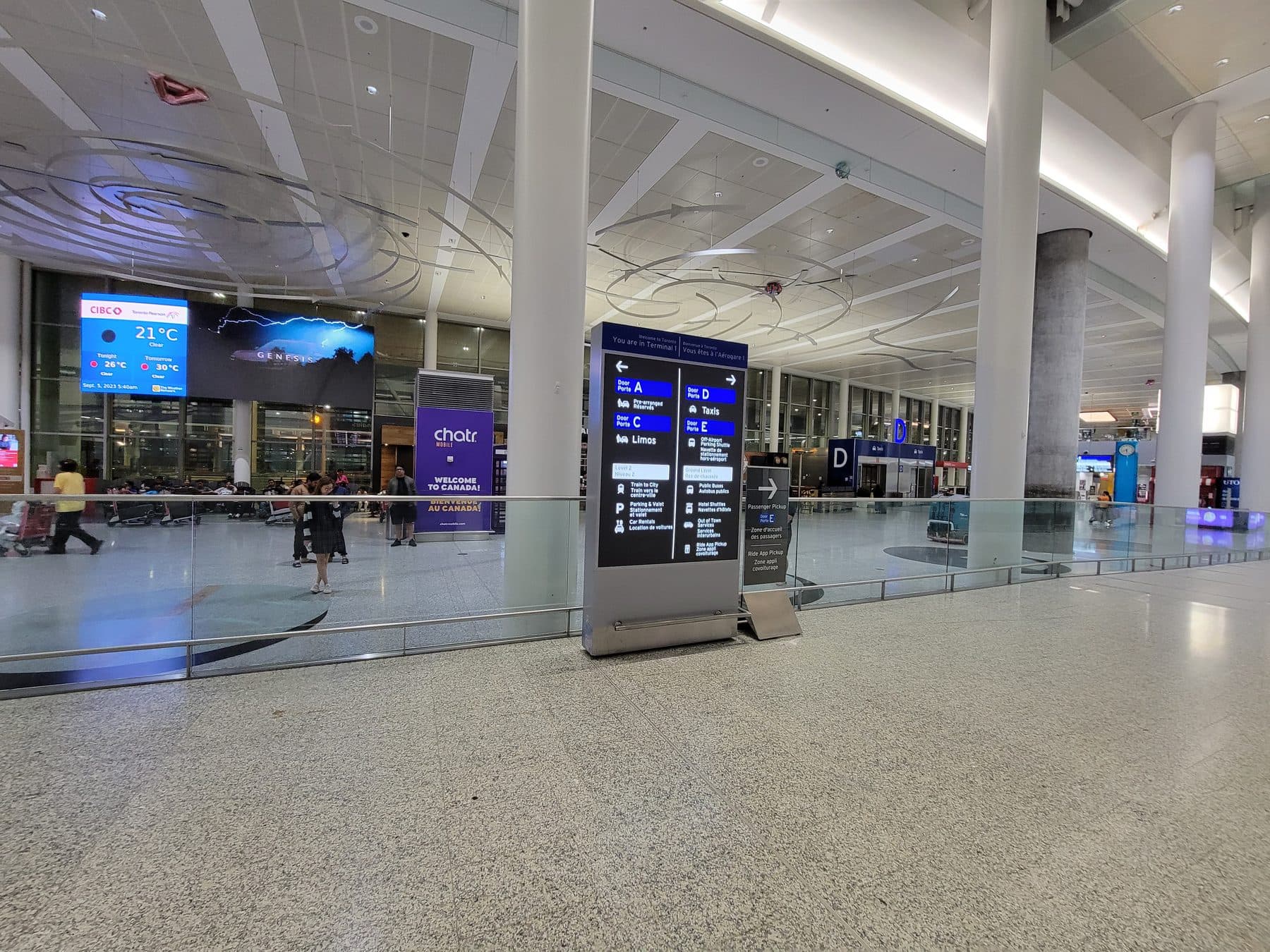 Airport Lounges at Toronto Pearson (YYZ): Maple Leaf, Plaza Premium and How to Get In