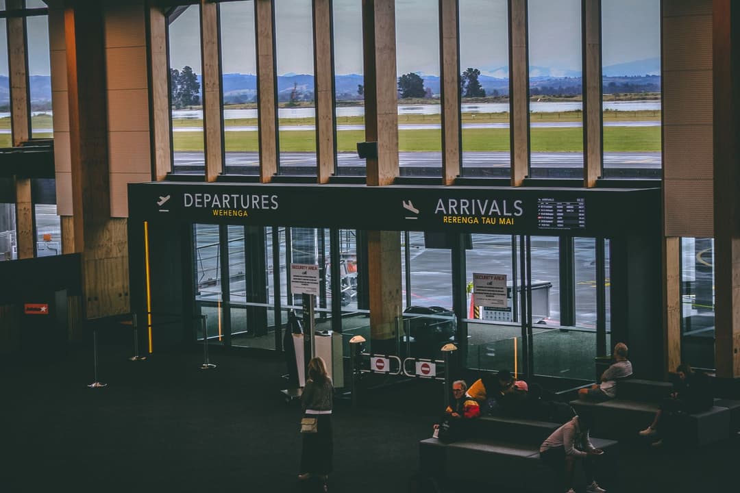 Toronto Pearson Airport Pickup: Where to Wait and Which Door